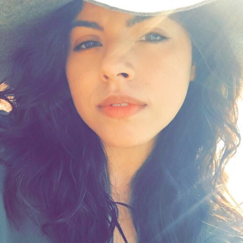 Meet your Posher, Kiara